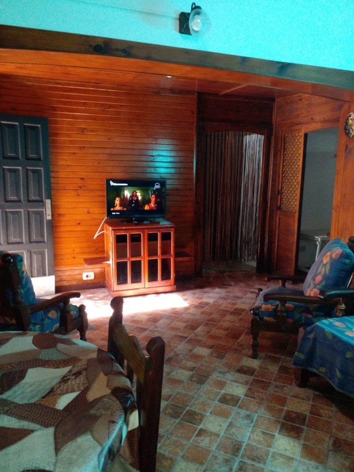 EN CONJUNTO!! CHALET MAS DEPARTAMENTOS CON PILETA