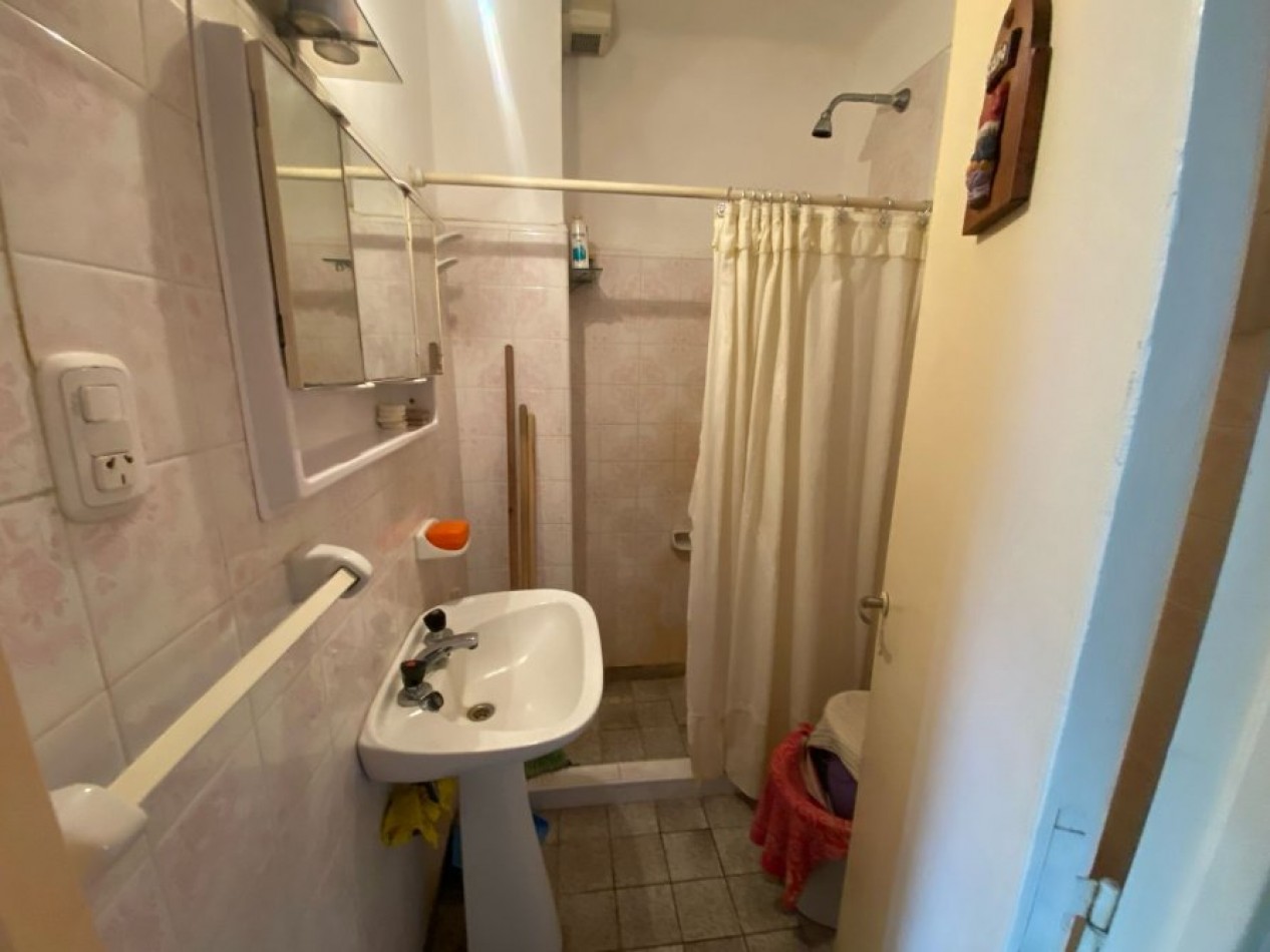 VENTA EN SANTA TERESITA, DEPARTAMENTO 2 AMBIENTES, BUENA UBICACION