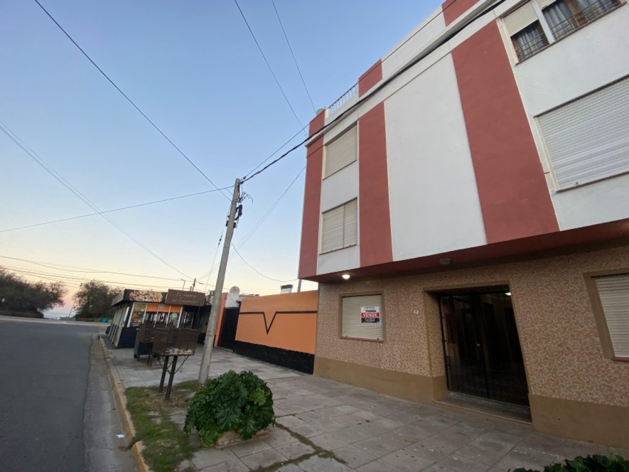 VENTA EN SANTA TERESITA, DEPARTAMENTO 2 AMBIENTES CERCA DEL MAR