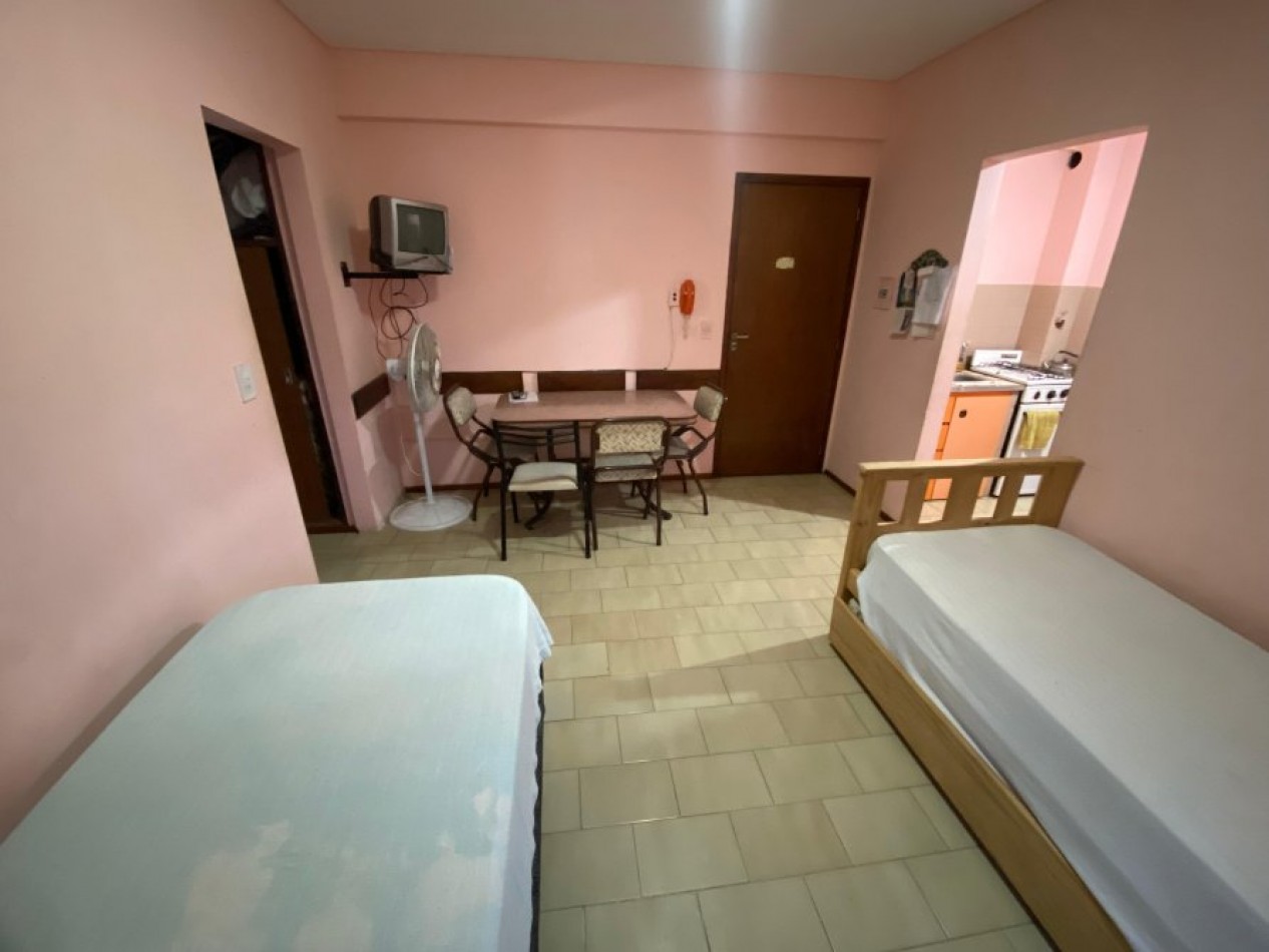 VENTA LA COSTA AMPLIO MONOAMBIENTE C/COCINA SEPARADA