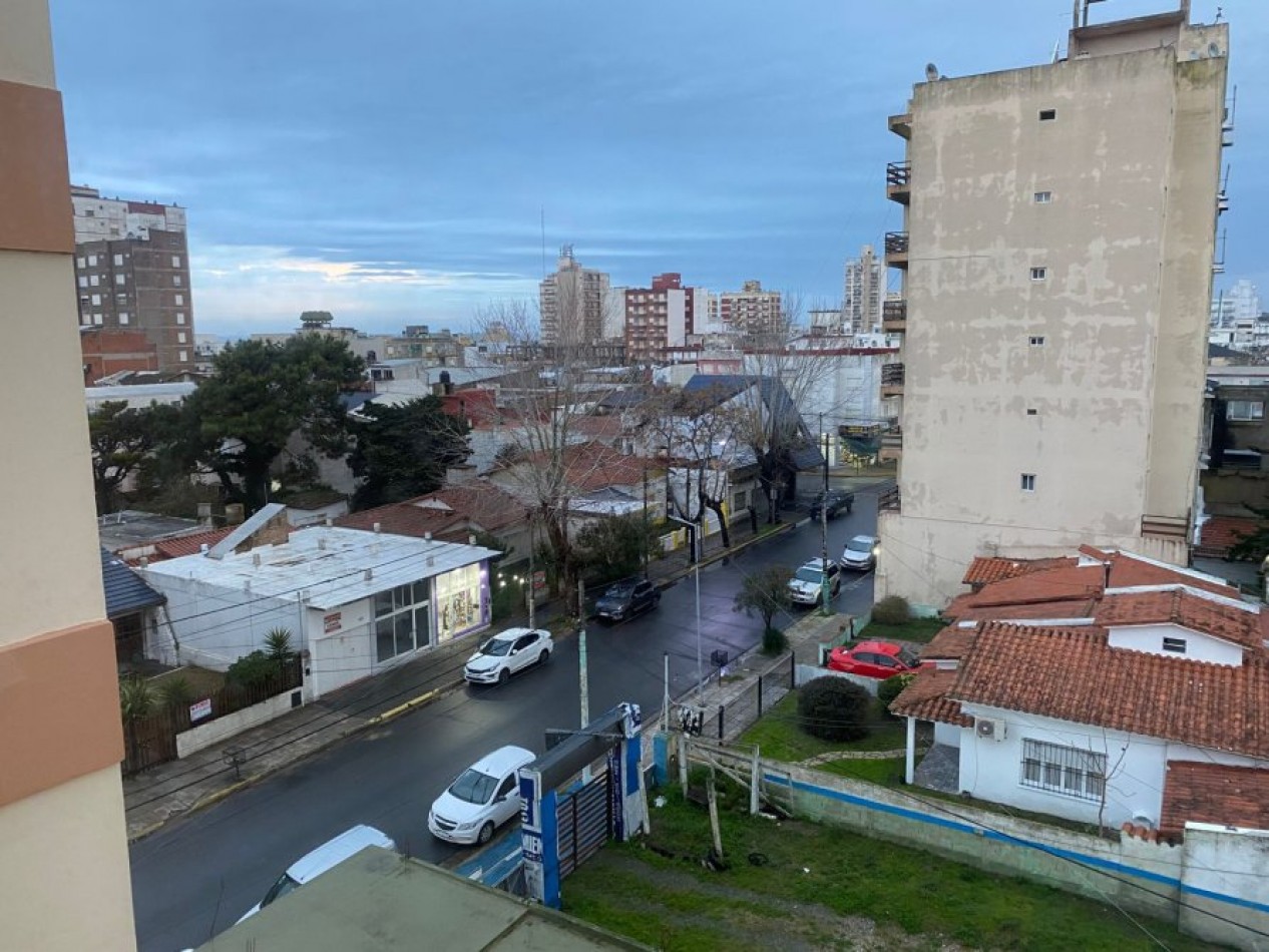VENTA LA COSTA AMPLIO MONOAMBIENTE C/COCINA SEPARADA