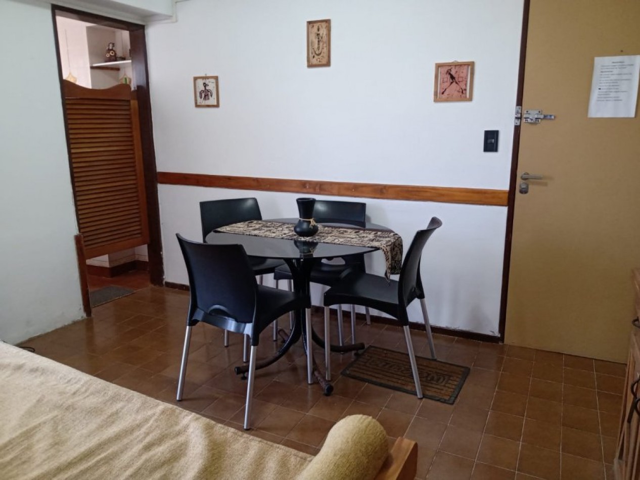 DEPARTAMENTO 2 AMBIENTES CON COCHERA ZONA CENTRO A METROS DEL MAR