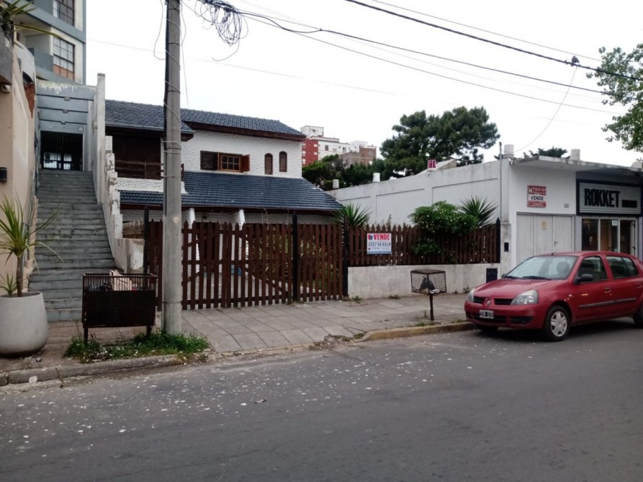 VENTA EN SANTA TERESITA, CASA 5 AMB. EXC UBICACION, S/LOTE 400M2 A ZONA CENTRO ¡OPORTUNIDAD!