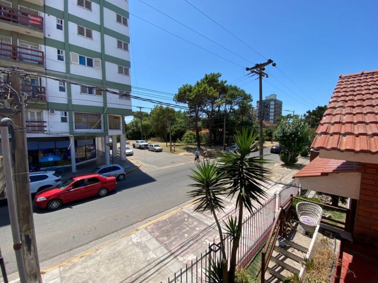 VENDO CASA EN SANTA TERESITA A METROS DEL MAR, 200M2 + SUBSUELO, OPORTUNIDAD!