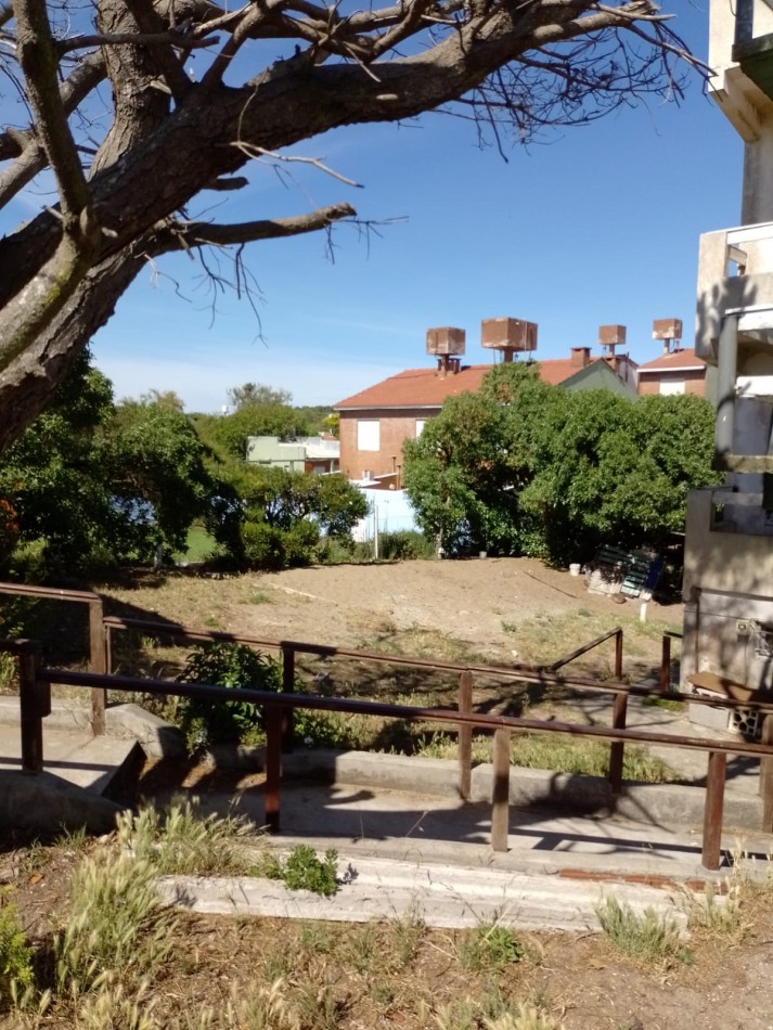 2 LOTES JUNTOS CON SALIDA AL MAR + SUPERFICIE CONSTRUIDA