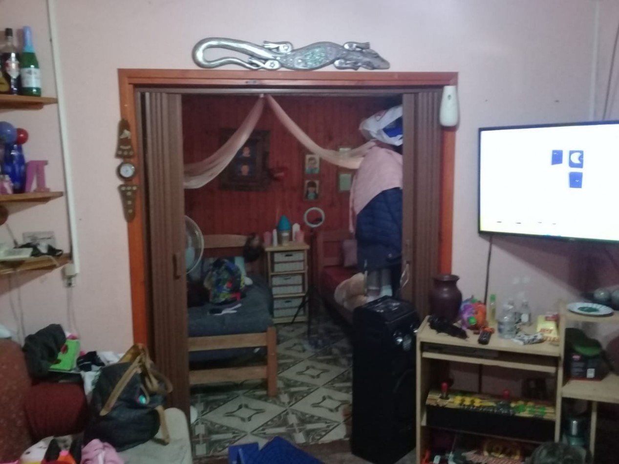 CHALET 3 AMBIENTES + DEPTO 2 AMBIENTES