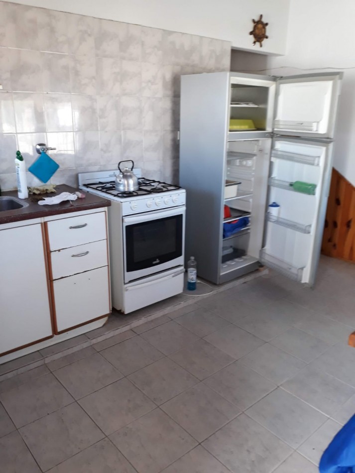 CASA CON LOCAL Y DEPARTAMENTO