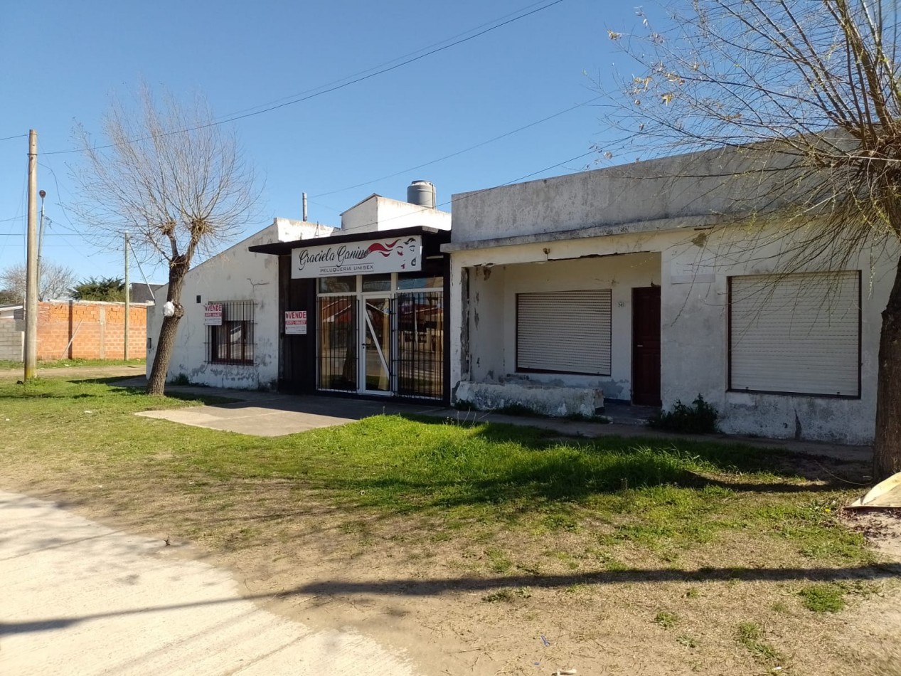 CASA CON LOCAL Y DEPARTAMENTO