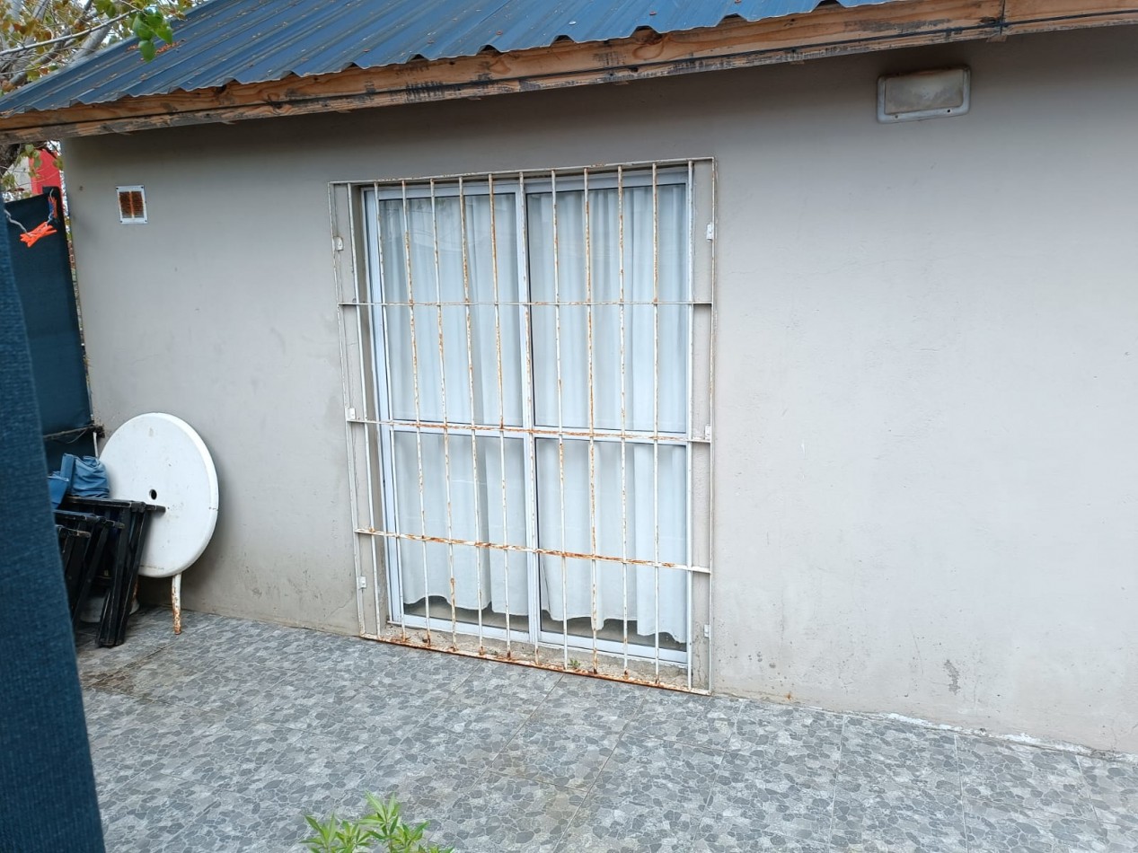 LOCAL COMERCIAL CON VIVIENDAS