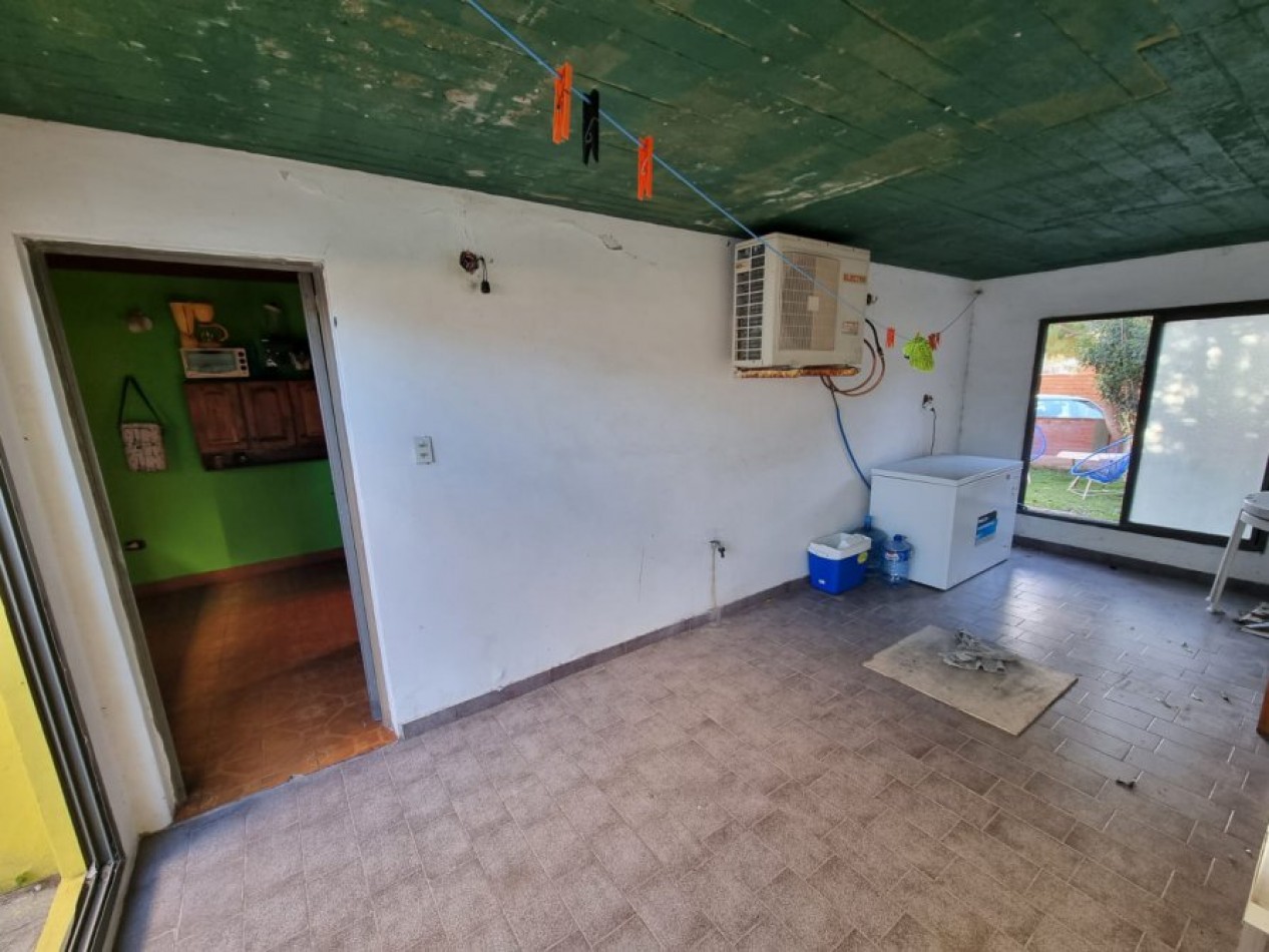 REGIA CASA DE 3 AMB. + DEPARTAMENTO ( IDEAL RENTA ) A 300 METROS DE PLAYA C/GAS NATURAL