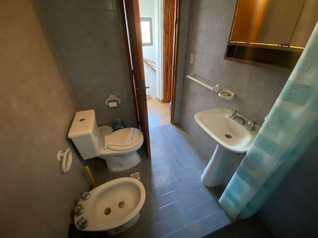 VENTA EN LA COSTA DUPLEX 3 ambientes a metros del mar