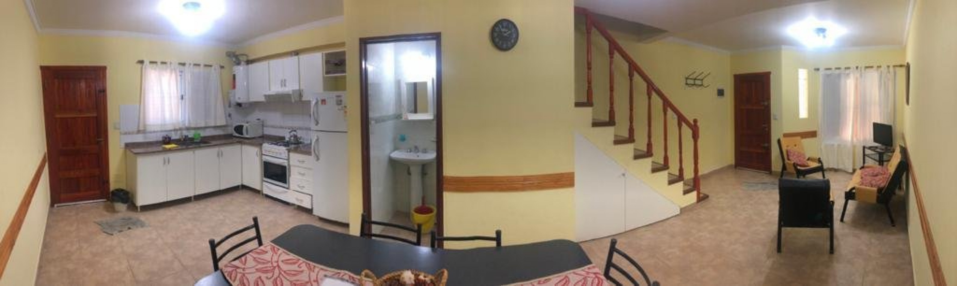 5 TRIPLEX C/DETALLES DE CATEGORIA 4 AMB, EXCELENTE UBICACION C/ PARQUE LIBRE