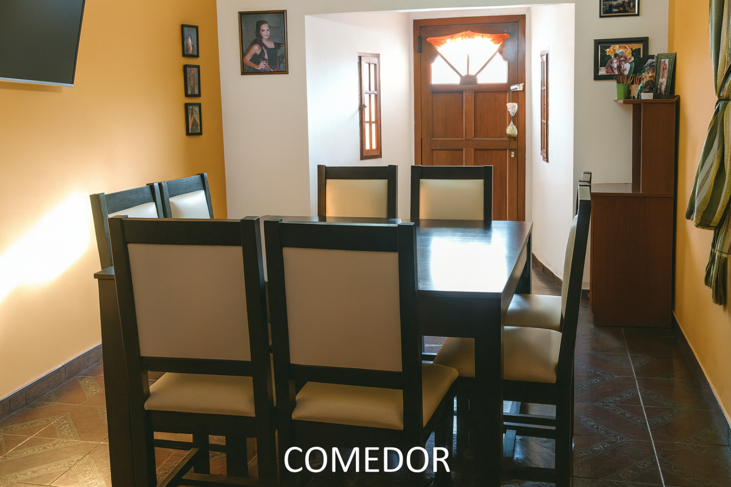 VENTA EN SANTA TERESITA IMPORTANTE CASA 4 AMB + LOCAL AL FRENTE, GAS NATURAL