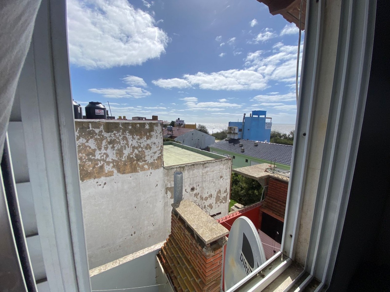 VENTA EN SANTA TERESITA DUPLEX CERCA DEL MAR CON GAS NATURAL