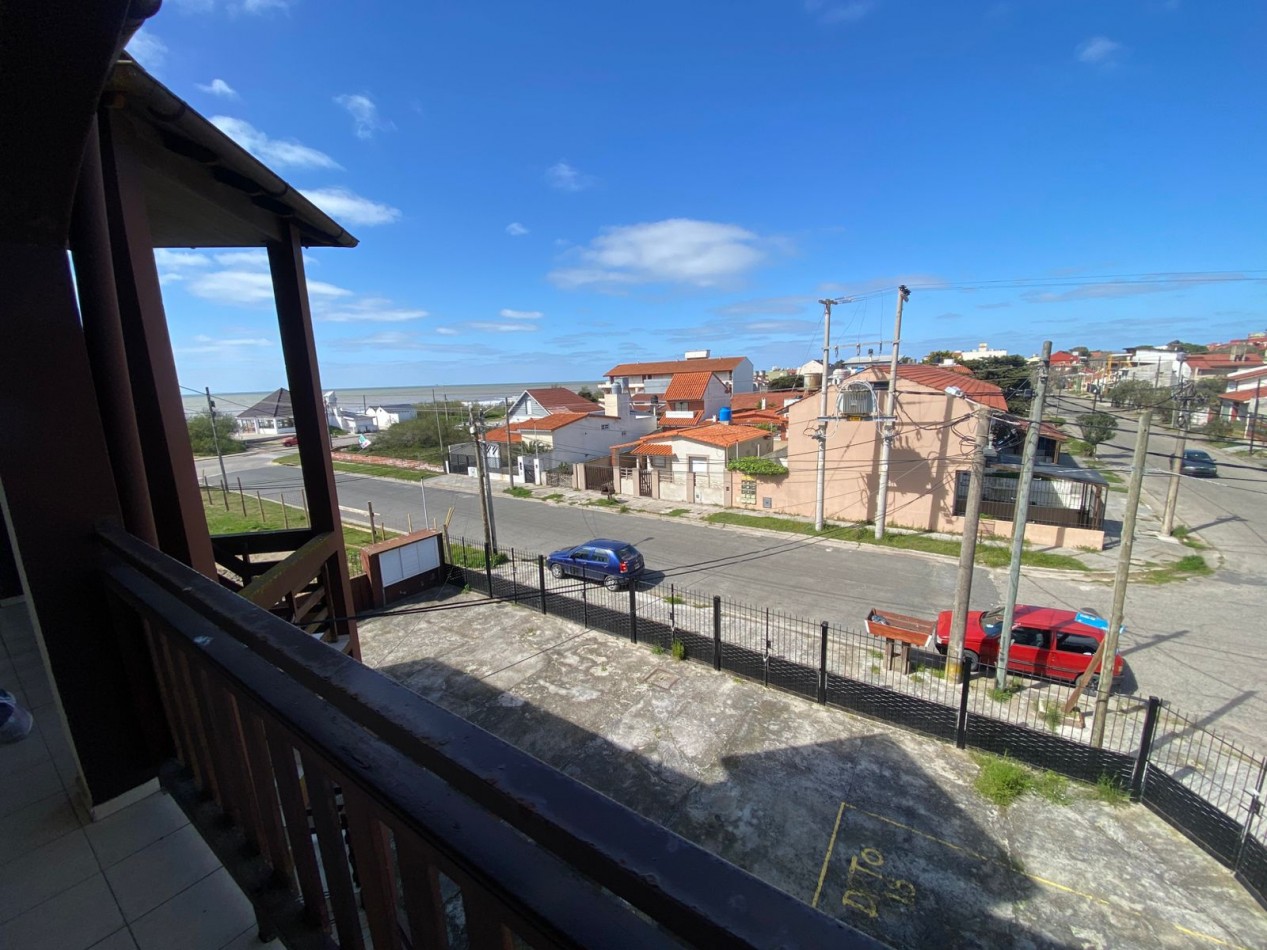 VENTA EN SANTA TERESITA DUPLEX CERCA DEL MAR CON GAS NATURAL