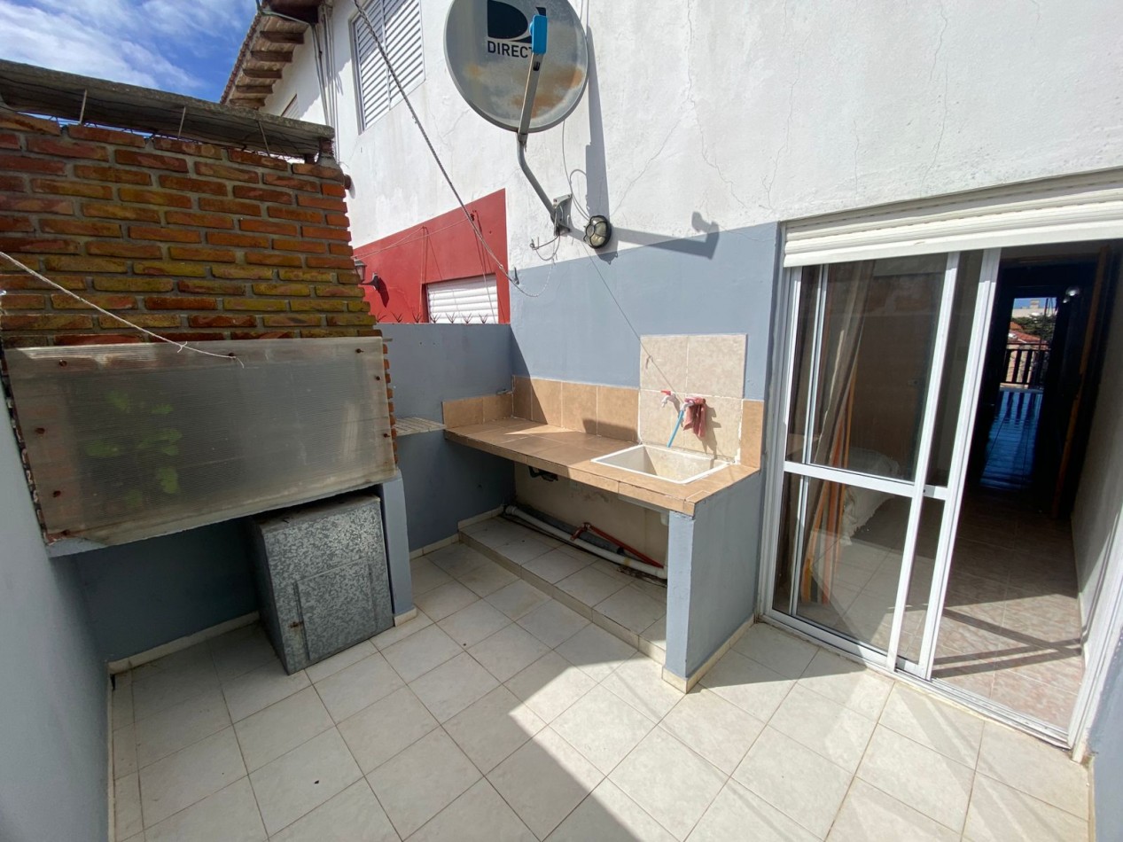 VENTA EN SANTA TERESITA DUPLEX CERCA DEL MAR CON GAS NATURAL