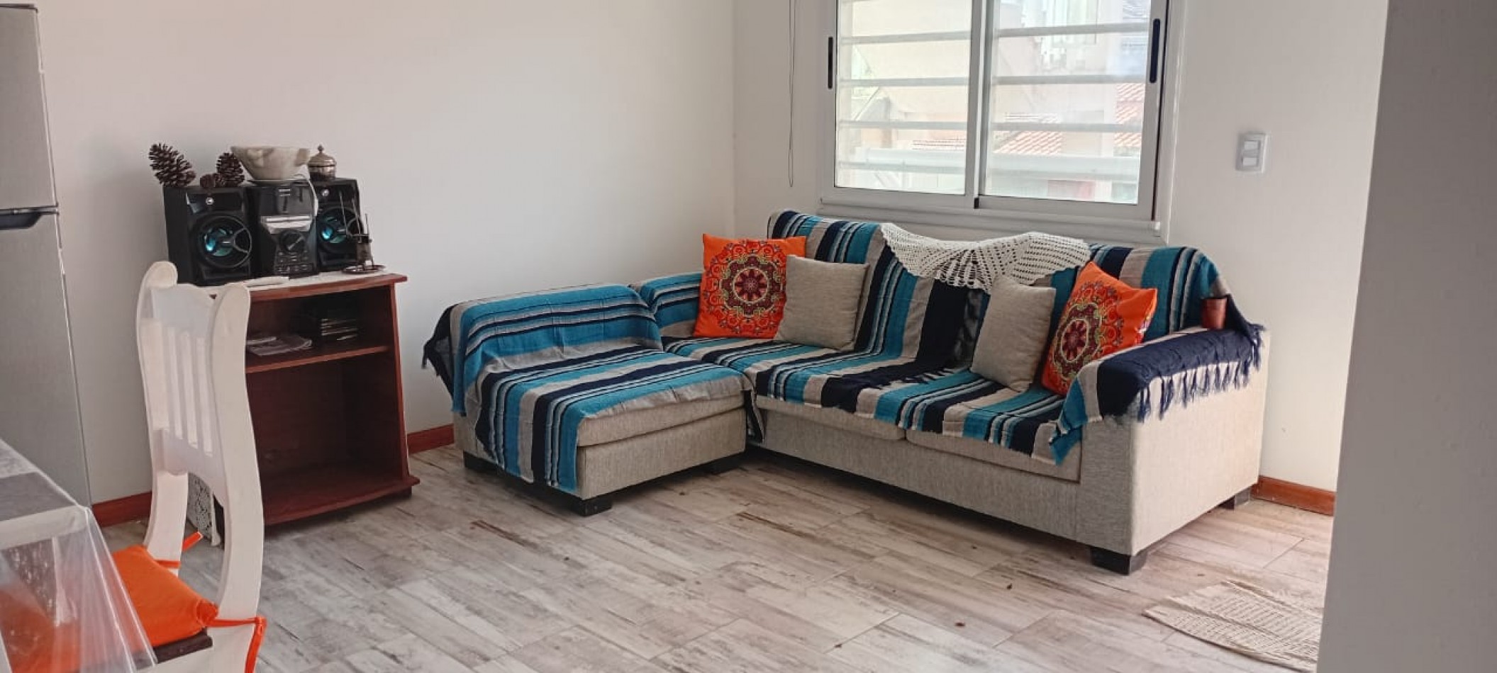 HERMOSO DEPARTAMENTO 3 AMBIENTE CON COCHERA