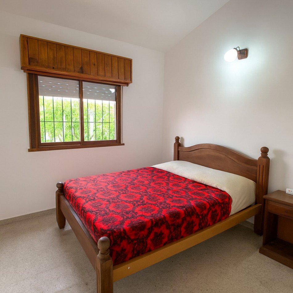 VENTA EN LA COSTA CASA DE 3 AMBIENTES , GRAN OPORTUNIDAD!