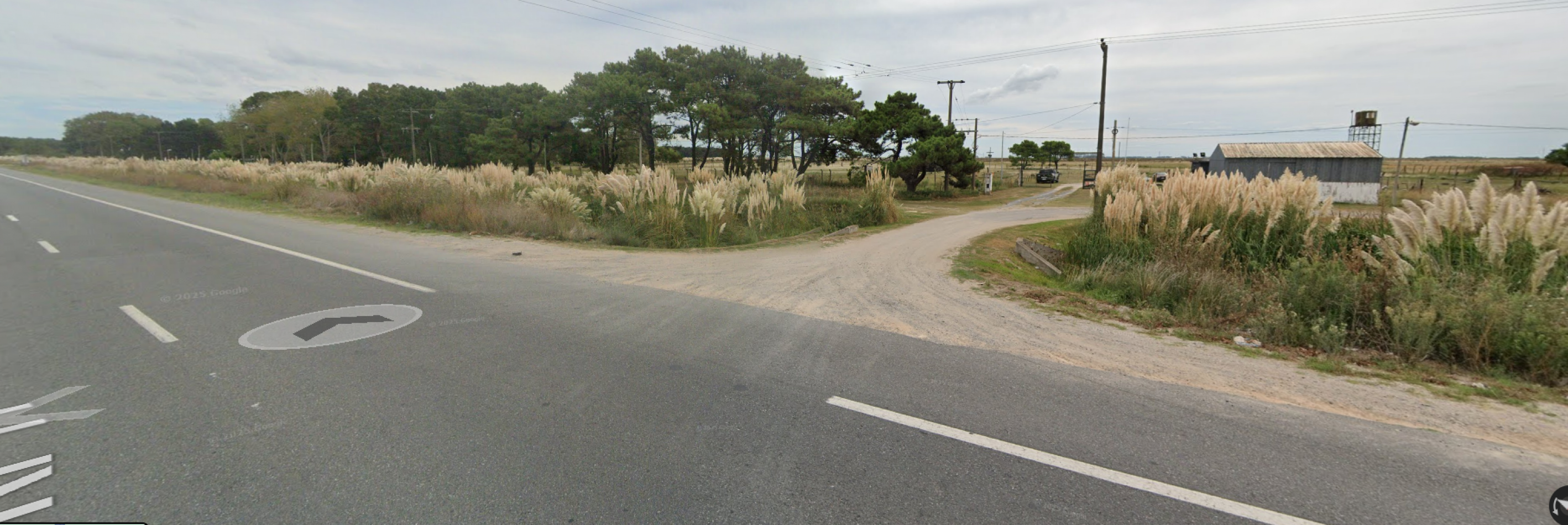 EXCELENTE FRACCION 4has. C/ 200M FRENTE A RUTA 11 KM 323