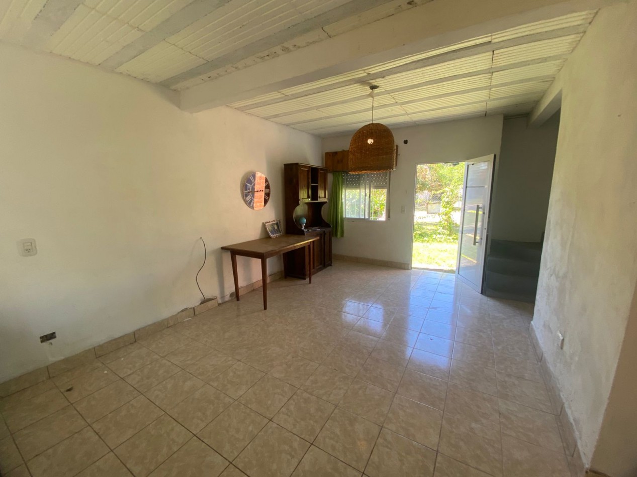 VENDE EN LA COSTA CASA EN DUPLEX C/TERRENO, OPORTUNIDAD