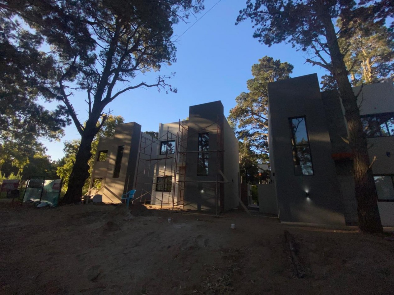 DUPLEX EN VENTA EN COSTA DEL ESTE