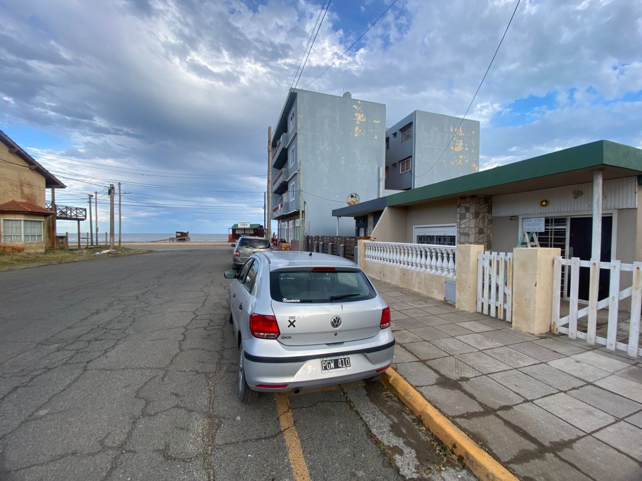 OPORTUNIDAD, CASA 3 AMBIENTES, EXCELENTE UBICACION A METROS DEL MAR