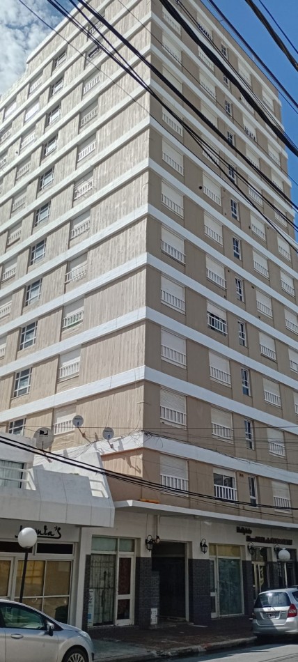 DEPARTAMENTO CON VISTA AL MAR