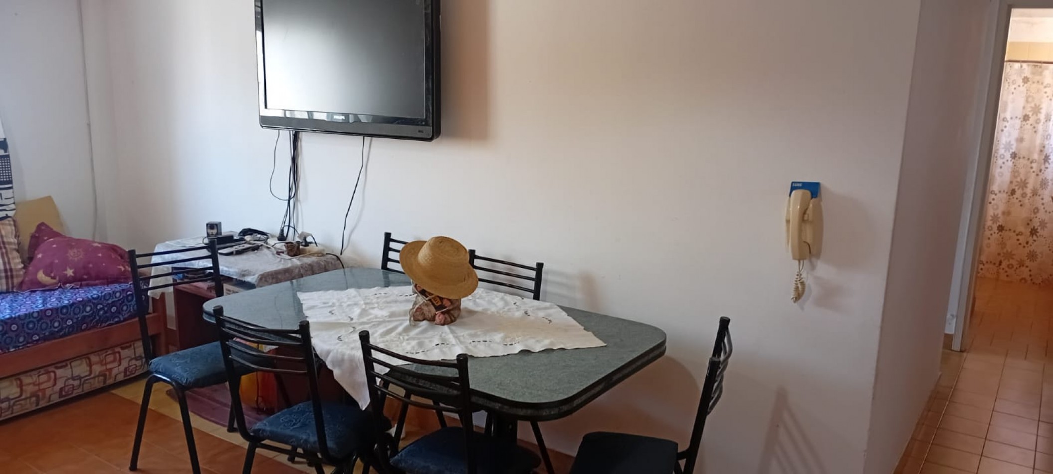 DEPARTAMENTO CENTRICO EN MAR DE AJO CON COCHERA