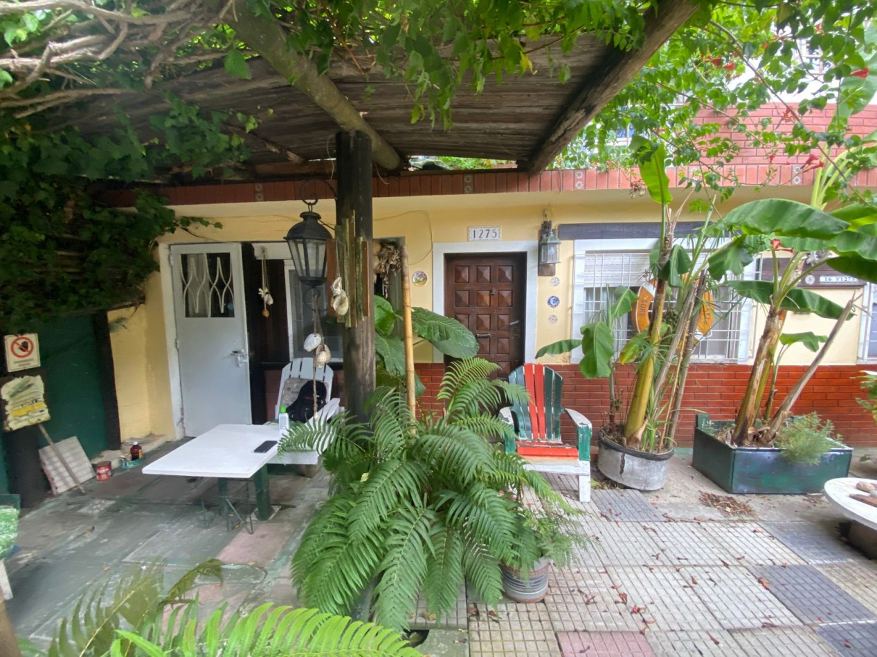CASA EN VENTA EN SANTA TERESITA, 4 AMBIENTES 