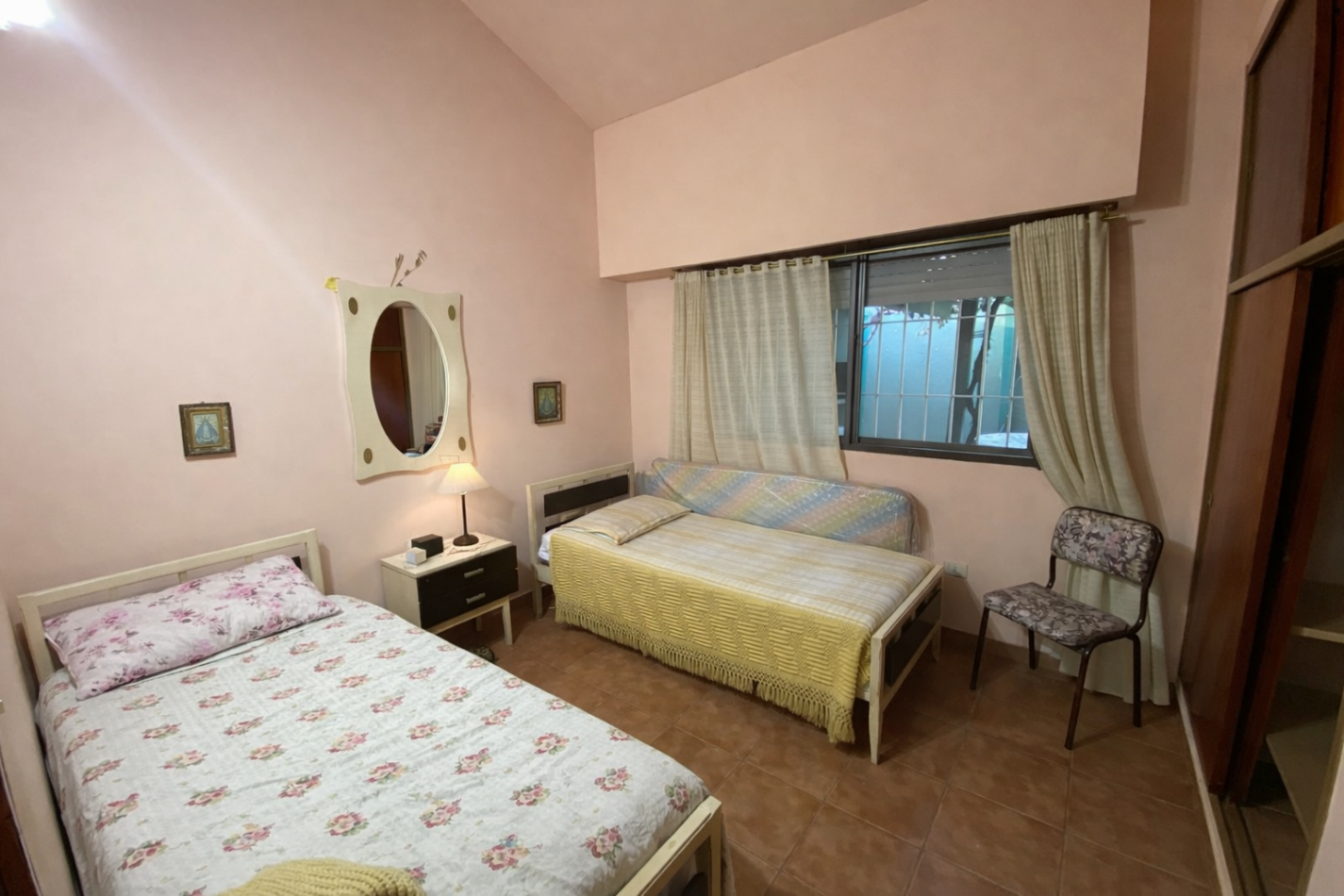 VENTA EN SANTA TERESITA, CASA DE 100M2 SOBRE LOTE DE 12X50 CON GAS NATURAL