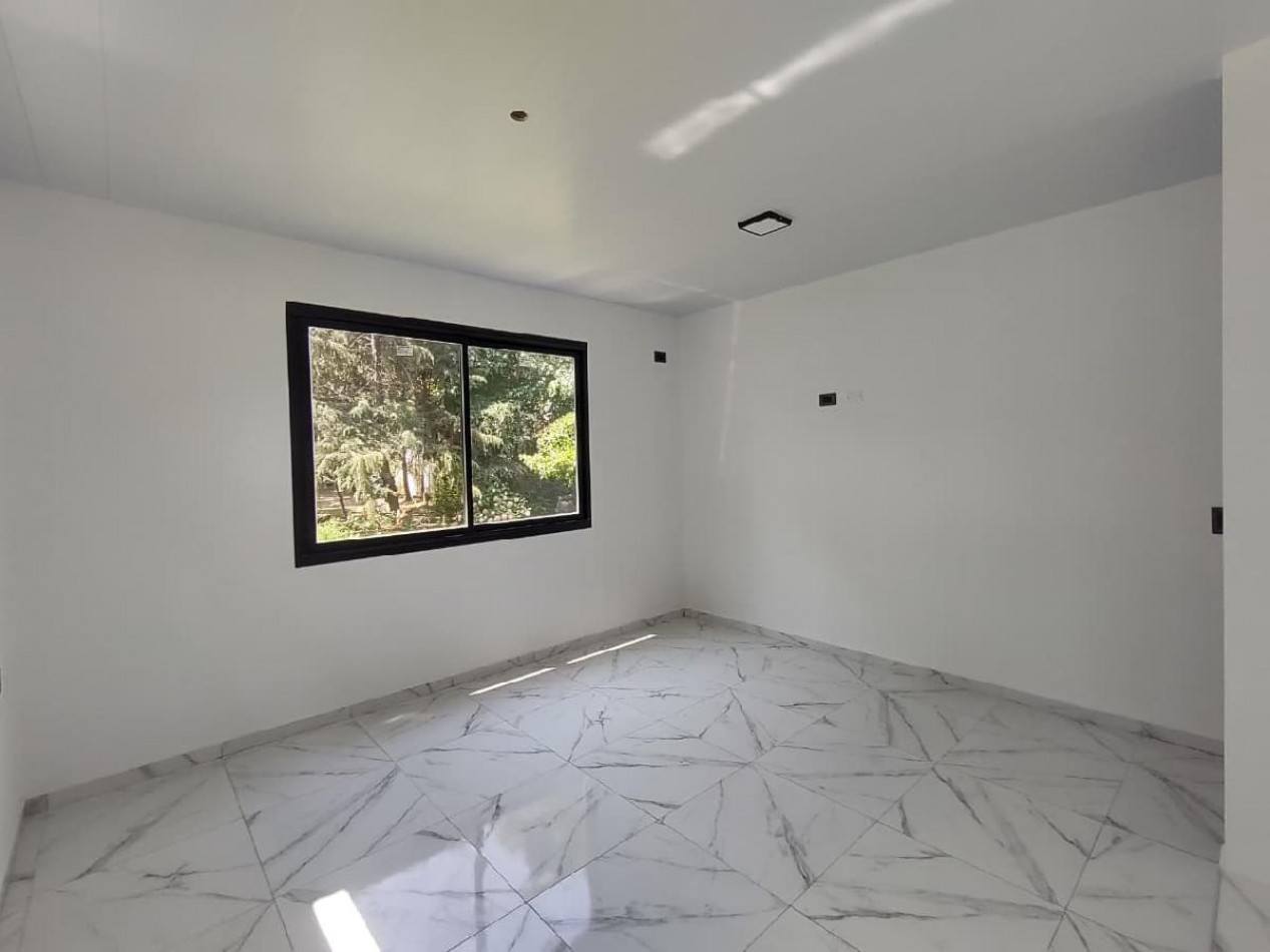 CASA EN VENTA EN COSTA DEL ESTE, A ESTRENAR