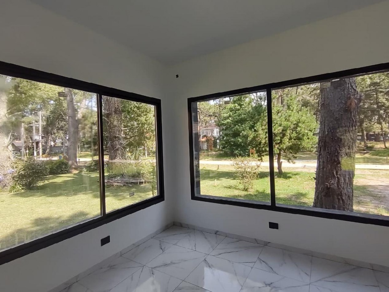 CASA EN VENTA EN COSTA DEL ESTE, A ESTRENAR