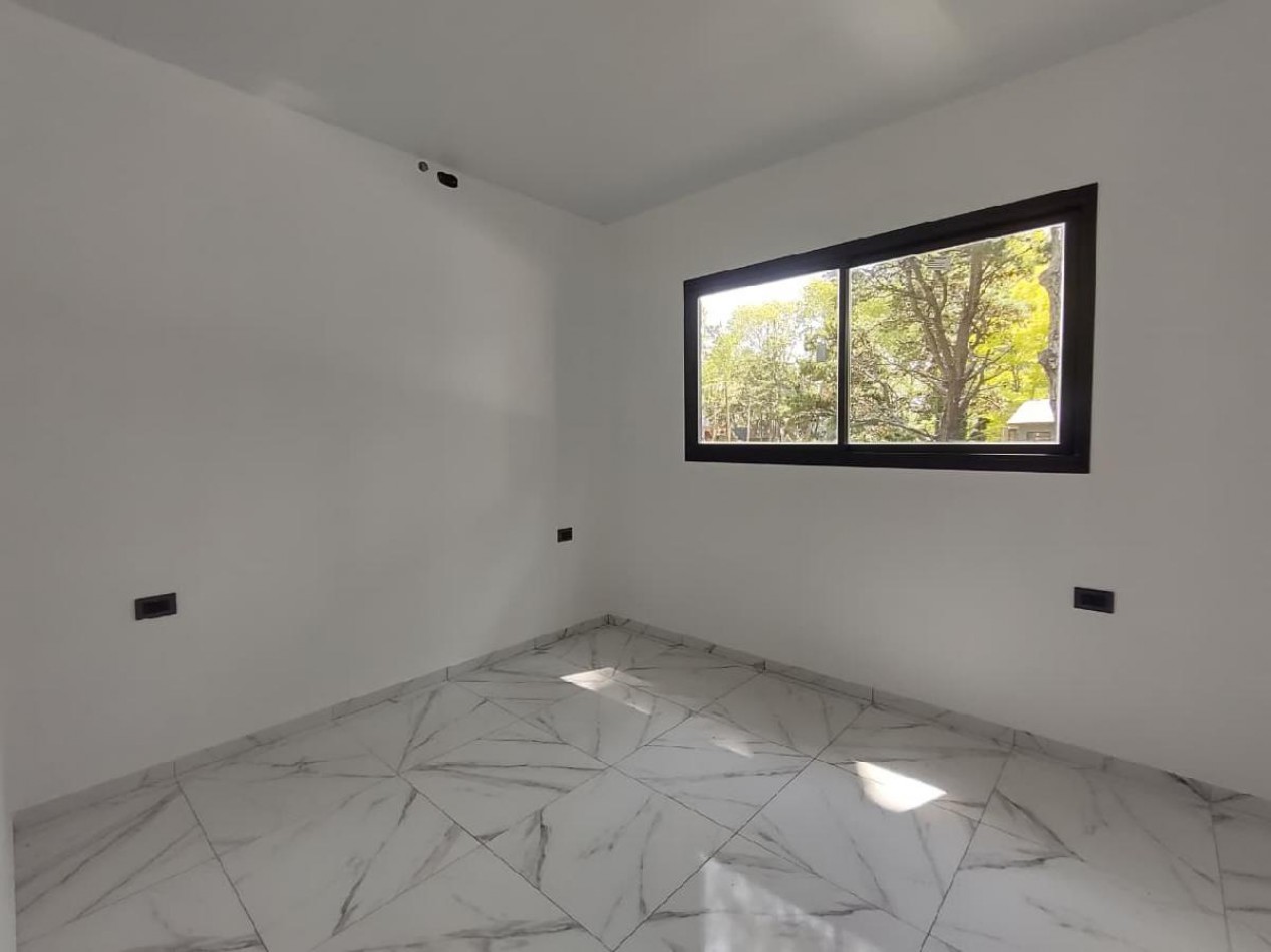 CASA EN VENTA EN COSTA DEL ESTE, A ESTRENAR