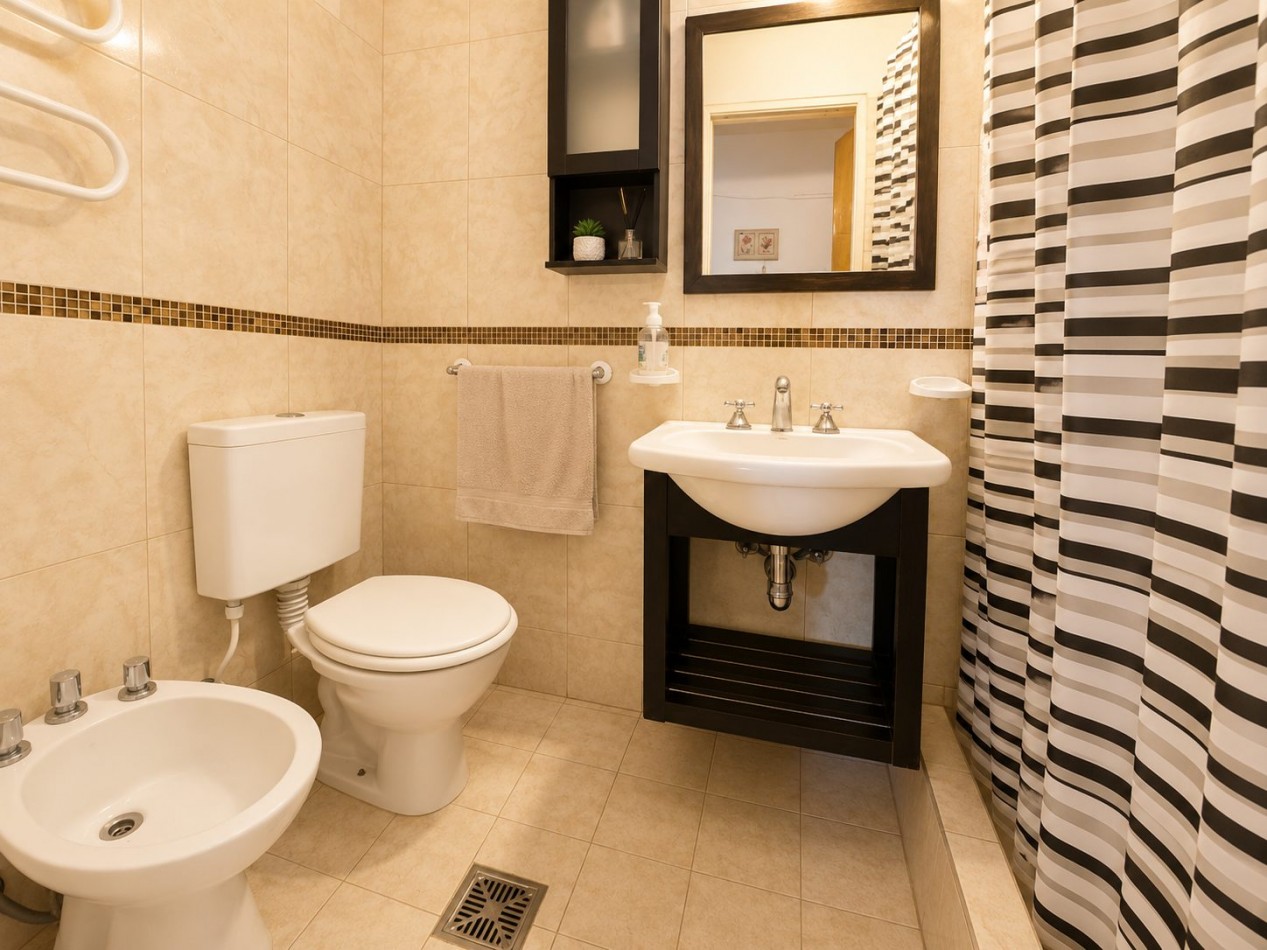 DEPARTAMENTO EN VENTA EN SANTA TERESITA FRENTE AL MAR