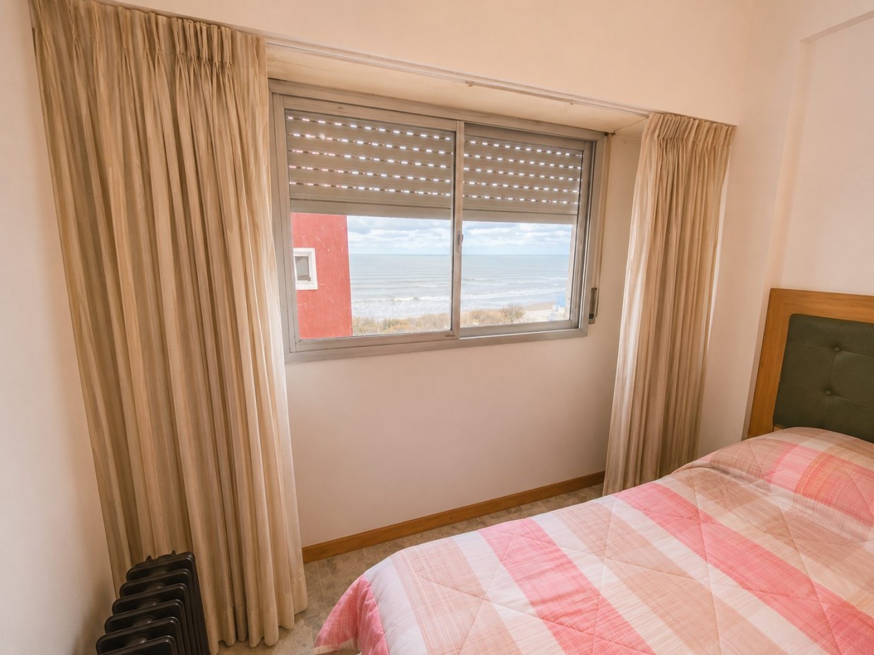 DEPARTAMENTO EN VENTA EN SANTA TERESITA FRENTE AL MAR