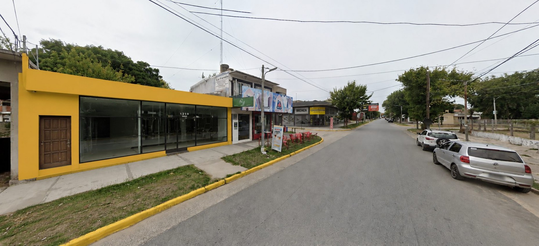 IMPORTANTE LOCAL, SALON 120M2, EXCELENTE UBICACION SOBRE AVENIDA
