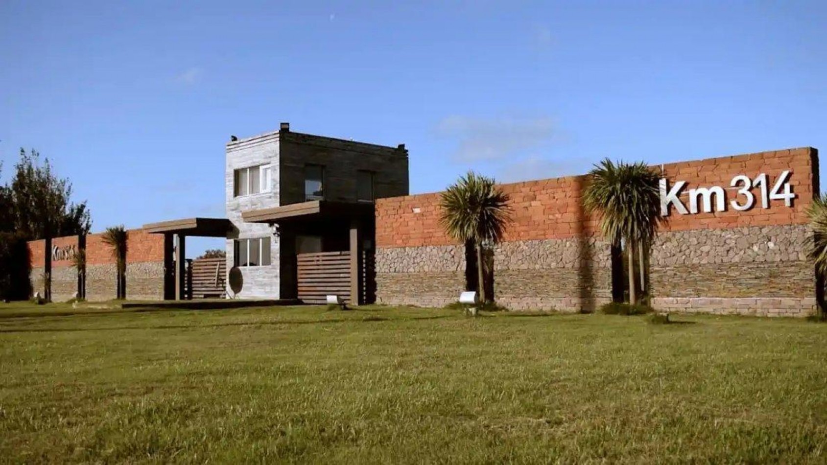 LOTE EN VENTA EN BARRIO KM.314 CONSOLIDADO CON IMPORTANTES AMENITIES