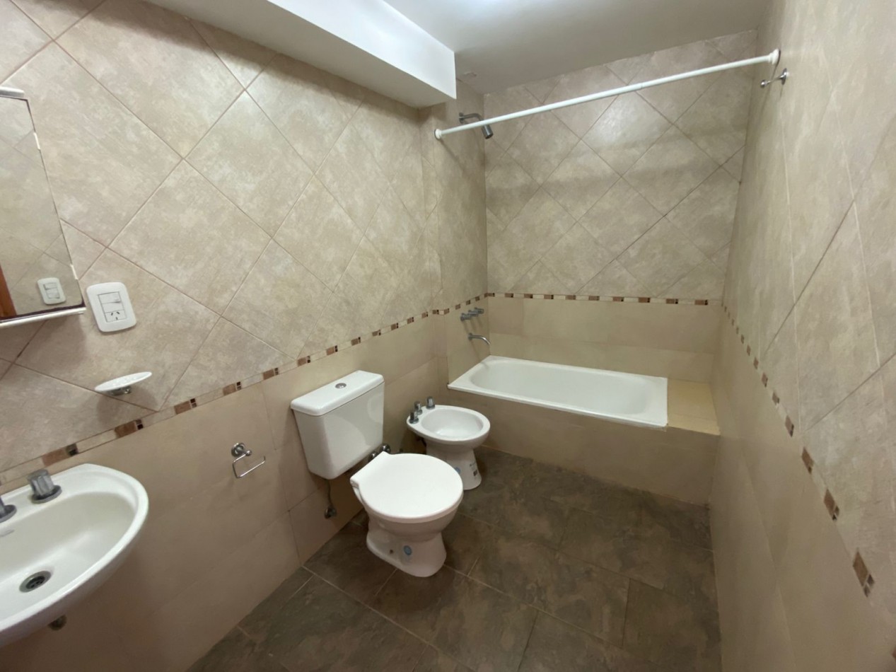 VENTA EN SANTA TERESITA, DEPARTAMENTO CON GAS NATURAL, CERCA DEL MAR