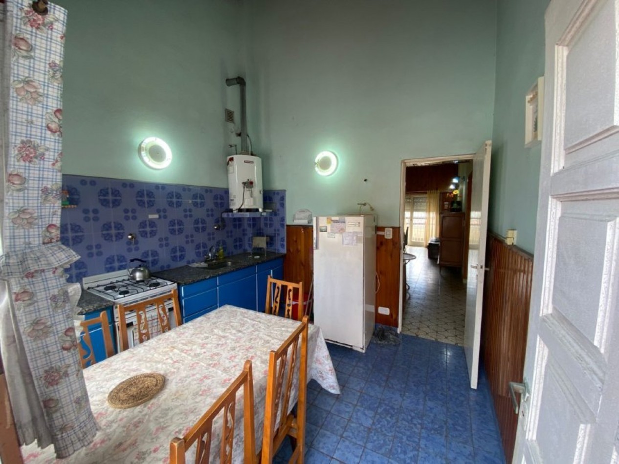 ALQUILER EN SANTA TERESITA REGIO TRIPLEX, CERCA DEL MAR C/ COCHERA Y GAS NATURAL