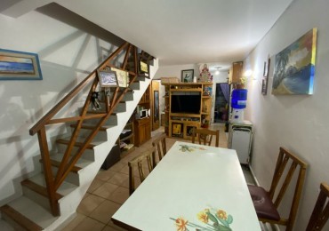 VENTA EN LA COSTA DUPLEX 3 AMBIENTES, CON PARQUE, ZONA RESIDENCIAL