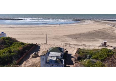 VENDE AMANECER EN LA COSTA